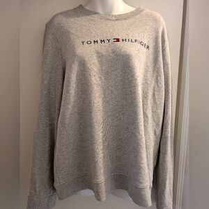 Tommy Hilfiger Light Gray Crewneck Sweater. XL. Preloved.
